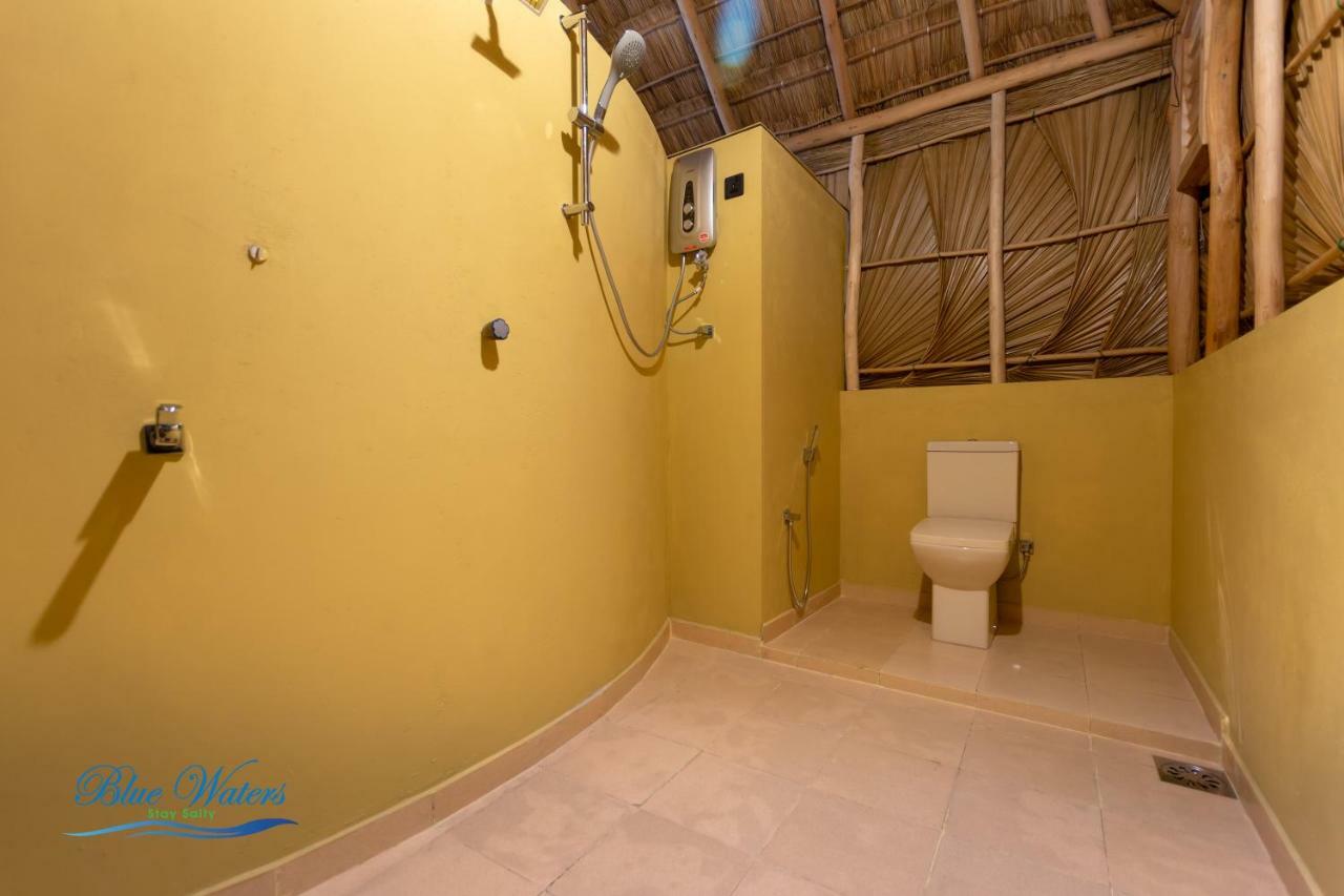 Hotel Blue Waters Arugam Bay Esterno foto